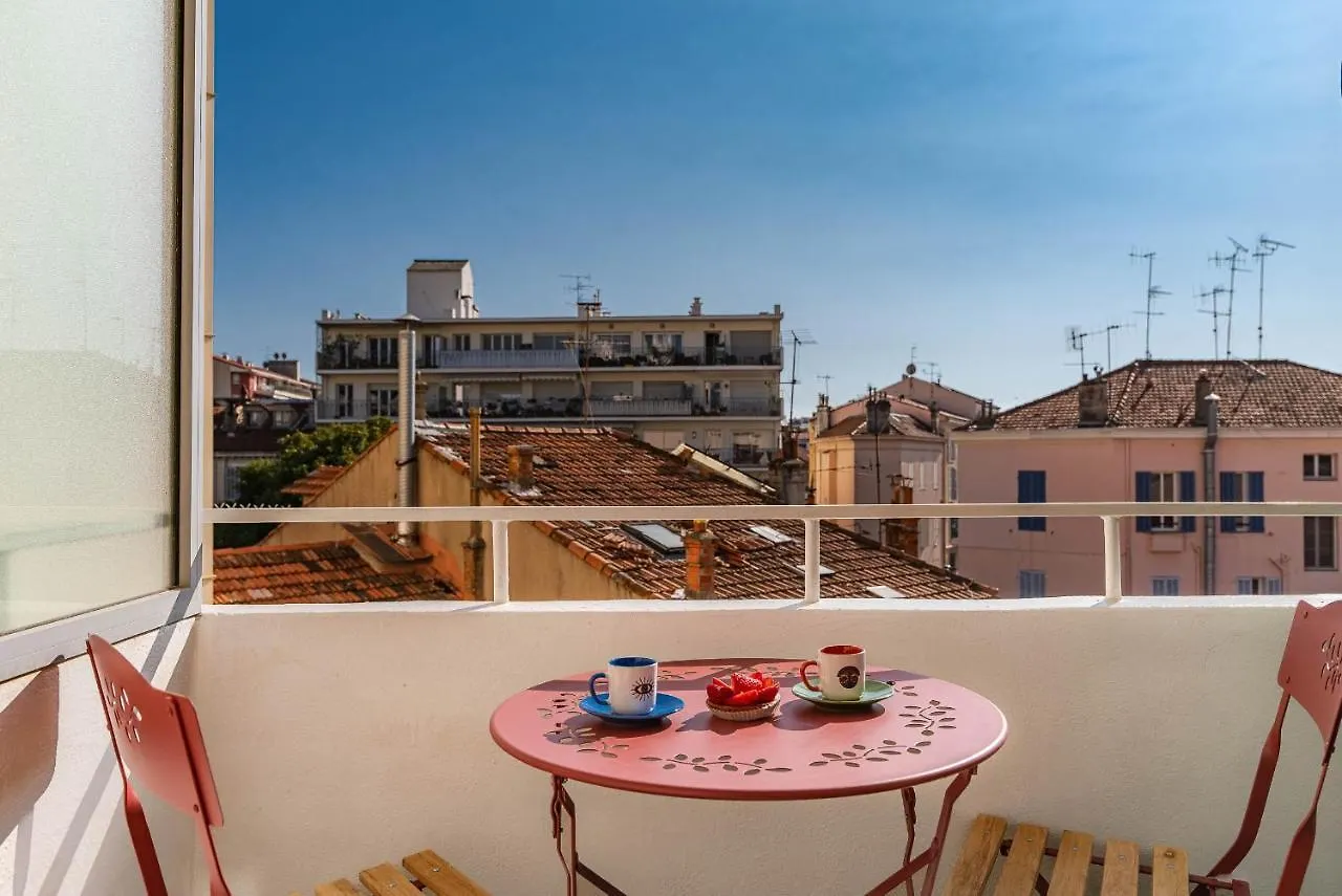 Appt Lumineux Et Spacieux Au Coeur De Cannes